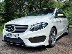 Branco Usado 2018 Mercedes B180 Monovolume | € 18.500 (Preço justo)