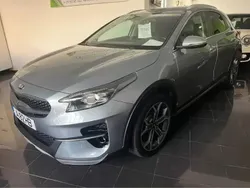 Cinza Usado 2021 Kia XCeed SUV | € 20.500 (Bom preço)