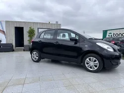 Preto Usado 2010 Toyota Yaris Citadino | € 7.500 (Preço justo)