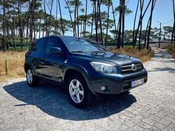 Usado 2007 Toyota RAV4 Sedan | € 13.750