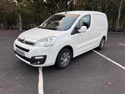 Branco Usado 2017 Citroën Berlingo | € 9.999 (Preço justo)
