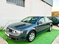 Usado 2002 Audi A4 Sedan | € 5.350 (Preço elevado)