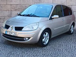Amarelo Usado 2007 Renault Grand Scénic II Monovolume | € 3.950