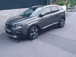 Usado 2017 Peugeot 3008 Sedan | € 16.000 (Preço justo)