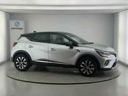 Cinzento Usado 2024 Renault Captur Techno SUV | € 20.990 (Preço justo)
