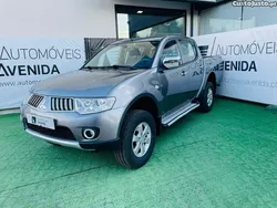 Cinza Usado 2013 Mitsubishi L200 Pickup | € 24.000 (Caro)