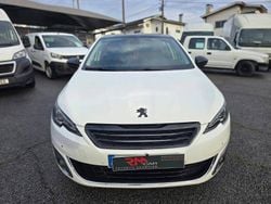 Branco Usado 2014 Peugeot 308 Active | € 8.750 (Preço justo)