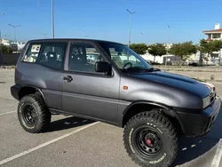 Cinzento Usado 1994 Nissan Terrano SUV | € 8.000