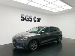 Cinza Usado 2023 Ford Focus ST-Line | € 21.300 (Preço justo)