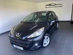 Preto Usado 2009 Peugeot 207 Sportium | € 6.000 (Caro)
