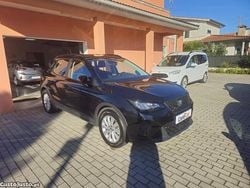 Cinza Usado 2024 Seat Arona Style SUV | € 17.500 (Bom preço)