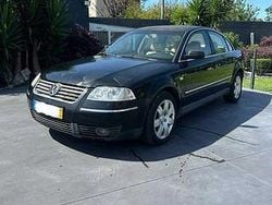Usado 2003 VW Passat Sedan | € 2.000 (Super Preço)