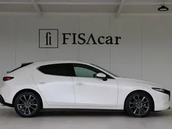 Branco Usado 2021 Mazda 3 Evolve | € 22.400
