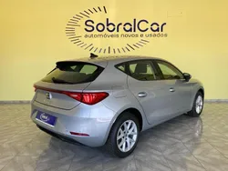 Cinzento Usado 2022 Seat Leon | € 19.500 (Preço justo)