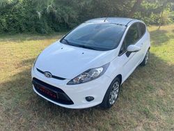 Branco Usado 2010 Ford Fiesta Citadino | € 4.990 (Preço justo)