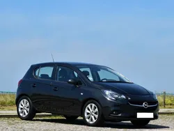 Preto Usado 2017 Opel Corsa Sedan | € 8.990 (Preço justo)