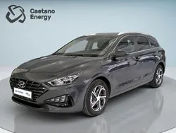 Preto Usado 2023 Hyundai i30 Style Carrinha | € 22.850 (Preço justo)
