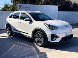 Branco Usado 2021 Kia e-Niro 3 SUV | € 20.750 (Preço justo)