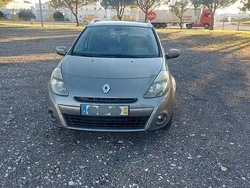 Usado 2009 Renault Clio II Sedan | € 3.000 (Preço justo)