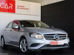 Cinza Usado 2015 Mercedes A180 Urban Citadino | € 14.950 (Preço justo)