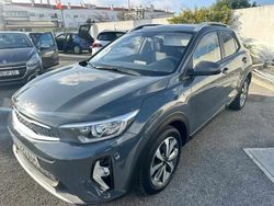 Cinzento Usado 2021 Kia Stonic SUV | € 15.900 (Preço justo)