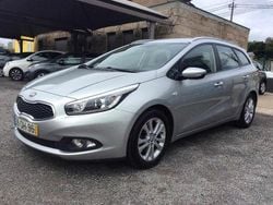 Cinzento Usado 2014 Kia Ceed Sportswagon Carrinha | € 9.990 (Preço justo)
