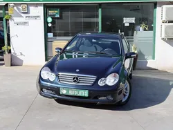 Azul Usado 2001 Mercedes C220 Classic Coupé | € 5.970