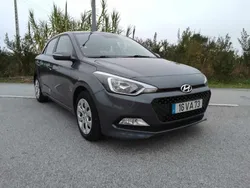 Cinzento Usado 2018 Hyundai i20 Citadino | € 13.500 (Caro)