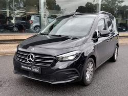 Preto loparita Usado 2023 Mercedes 180 Progressive Sedan | € 34.500