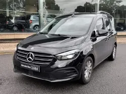 Preto loparita Usado 2023 Mercedes 180 Progressive Sedan | € 34.500