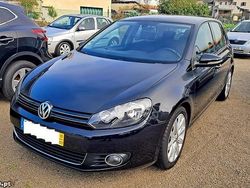 Preto Usado 2010 VW Golf VI Highline Citadino | € 10.750 (Preço justo)
