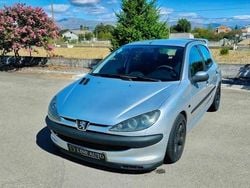 Cinzento Usado 2006 Peugeot 206 Citadino | € 5.750 (Caro)