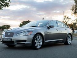 Usado 2010 Jaguar XF Sedan | € 12.750