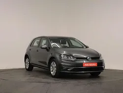 Cinzento Usado 2018 VW Golf VII Citadino | € 18.599 (Preço justo)