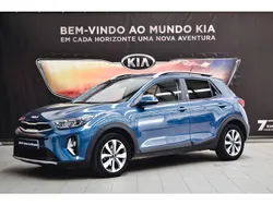 Azul Novo 2025 Kia Stonic SUV | € 22.450 (Preço justo)