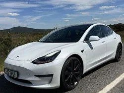 Usado 2019 Tesla Model 3 Performance Sedan | € 25.950 (Bom preço)