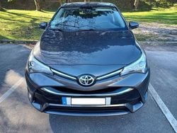 Usado 2015 Toyota Avensis Luxury Sedan | € 14.850