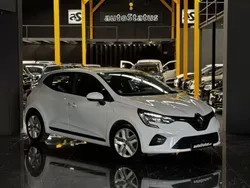 Branco Usado 2021 Renault Clio V Intens | € 14.990 (Preço justo)
