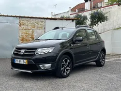 Preto Usado 2014 Dacia Sandero Stepway Citadino | € 8.900 (Preço justo)