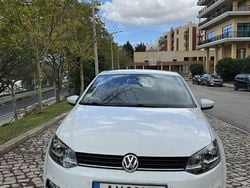 Usado 2017 VW Polo Highline Sedan | € 14.500