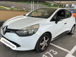 Branco Usado 2014 Renault Clio IV Citadino | € 7.900 (Preço justo)