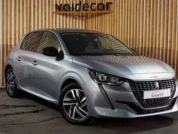Cinza Usado 2022 Peugeot 208 Allure Citadino | € 15.750 (Preço justo)