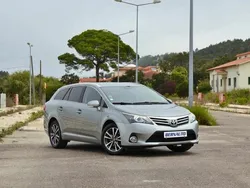 Outra Usado 2014 Toyota Avensis Comfort Carrinha | € 13.900 (Preço elevado)