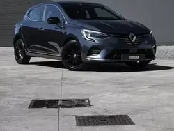 Cinzento Usado 2022 Renault Clio V Intens | € 14.900 (Preço justo)