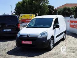 Branco Usado 2018 Citroën Berlingo Monovolume | € 13.900 (Preço elevado)