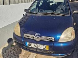Azul Usado 2002 Toyota Yaris Citadino | € 4.000 (Caro)
