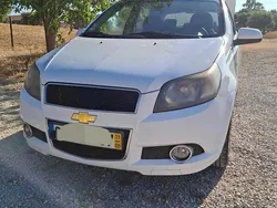 Branco Usado 2011 Chevrolet Aveo Citadino | € 3.300
