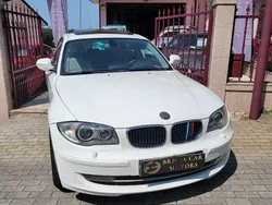 Branco Usado 2010 BMW 116 Lifestyle Citadino | € 9.990