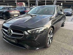 Cinzento Usado 2023 Mercedes C220 Avantgarde Sedan | € 39.800 (Bom preço)