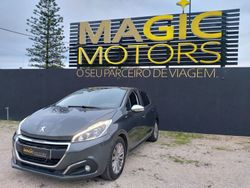 Cinza Usado 2017 Peugeot 208 Style Citadino | € 10.990 (Preço justo)
